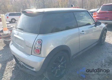 2002 Mini Cooper S z USA, uszkodzony, nr VIN WMWRE33422TD50868